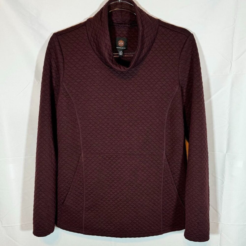 Pre-owned Mountain and Isles Pullover